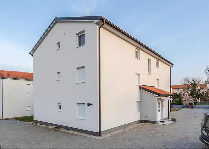 Lejlighed 2 Bedroom Cozy In Čižići