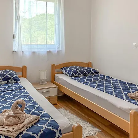 Amazing In With House Sea View Appartement Čižići