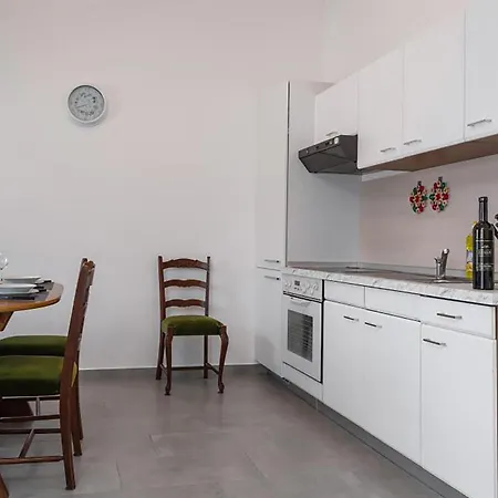 Amazing Apartment In Cizici With House Sea View *