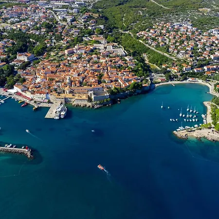Amazing Apartment In Cizici With House Sea View *